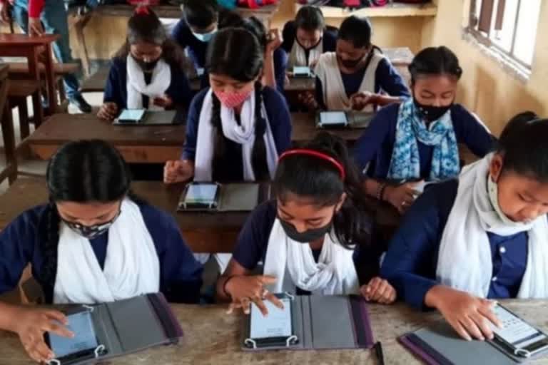 internet-is-available-in-very-few-schools-in-assam