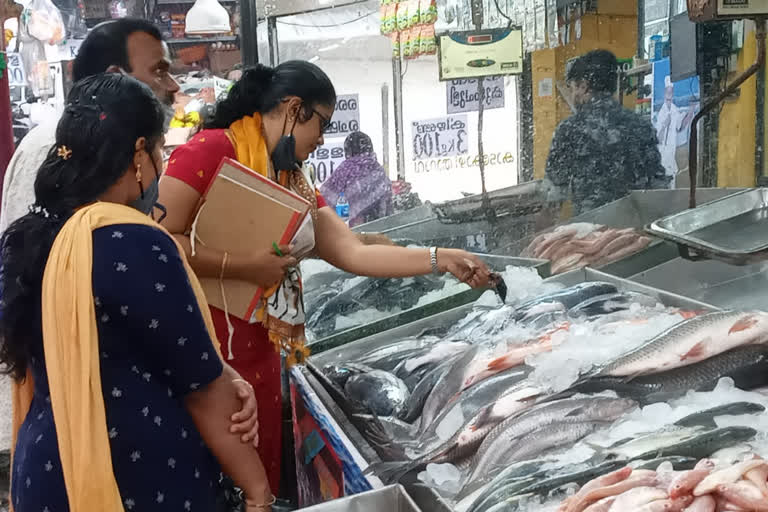 ഭക്ഷ്യ സുരക്ഷ വകുപ്പിന്‍റെ പരിശോധന  ഇടുക്കിയില്‍ ഭക്ഷ്യ സുരക്ഷ വകുപ്പിന്‍റെ പരിശോധന  ഇടുക്കി  Inspection by the Food Security Department in Idukki  Inspection by the Food Security Department