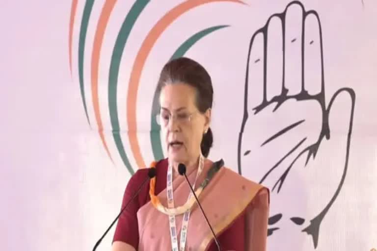 Sonia targets PM at Cong's Chintan Shivir  says minorities being 'brutalised'  ന്യൂനപക്ഷങ്ങളെ ലക്ഷ്യമിട്ട് ബിജെപി  മോദി സര്‍ക്കാറിനെ രൂക്ഷമായി വിമര്‍ശിച്ച് സോണിയ  പ്രധാനമന്ത്രി നരേന്ദ്ര മോദിയെ വിമര്‍ശിച്ചു  സോണിയ ഗാന്ധി  ചിന്തൻ ശിവിർ