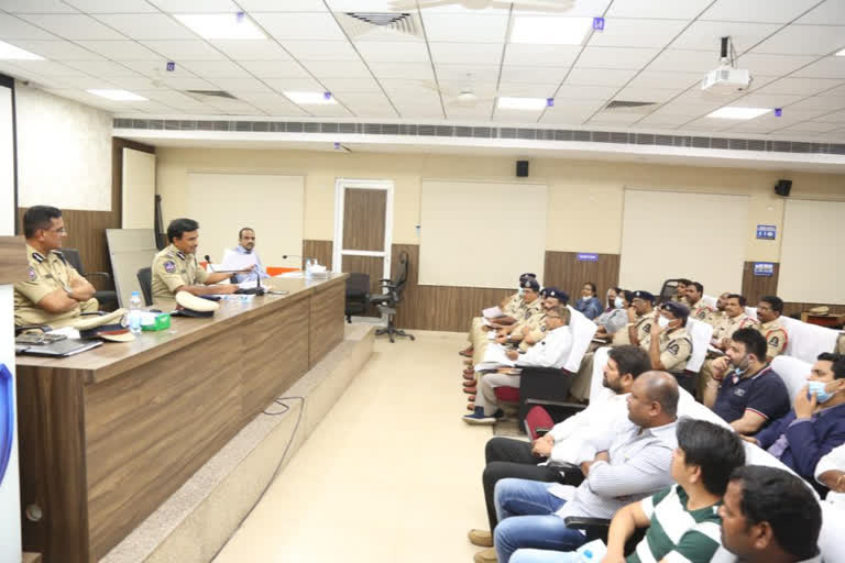 hyderabad cp cv anand warning to pub owners
