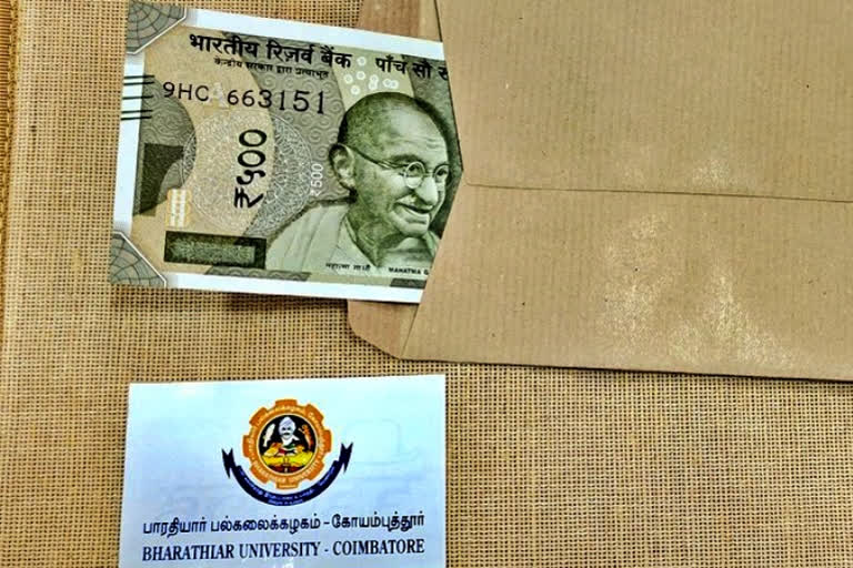 Tamil Nadu: Cash inside press kits at University convocation