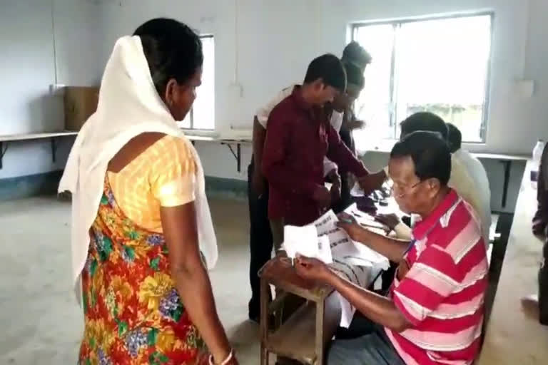 Voting begins in Jamshedpur