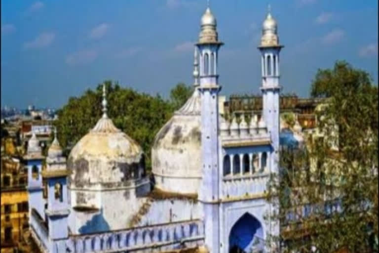 A bench headed by Justice DY Chandrachud in the Supreme Court will hear the plea seeking a stay on the survey of the Gyanvapi Mosque complex, adjacent to the Kashi Vishwanath Temple in Varanasi