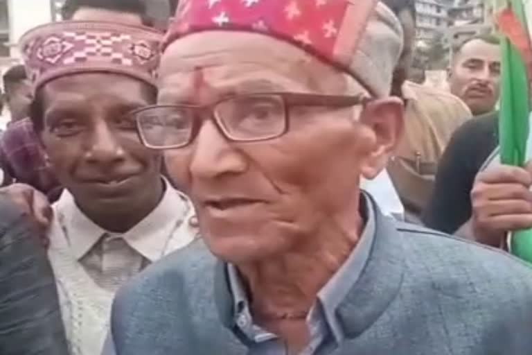 Viral video of elderly person in JP nadda rally