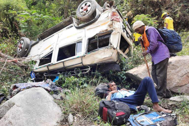 Bolero fell into ditch