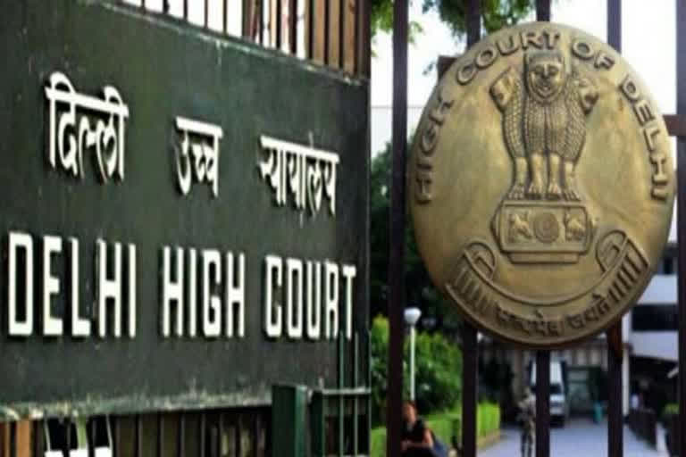 Delhi HC seeks Maneka Gandhi's stand on defamation plea by Indian Veterinary Association