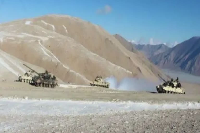 India China Border: ਚੀਨ ਨੂੰ ਮੂੰਹਤੋੜ ਜਵਾਬ ਦੇਣ ਲਈ ਭਾਰਤੀ ਫੌਜ ਦੀਆਂ 6 ਡਿਵੀਜ਼ਨਾਂ ਉੱਤਰ-ਪੂਰਬ ਵੱਲ ਭੇਜੀਆਂ ਗਈਆਂ