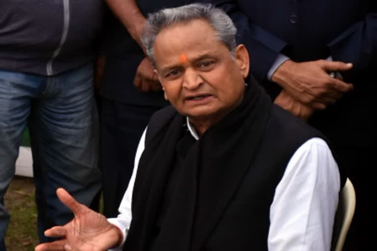 Gehlot targets BJP and RSS over riots