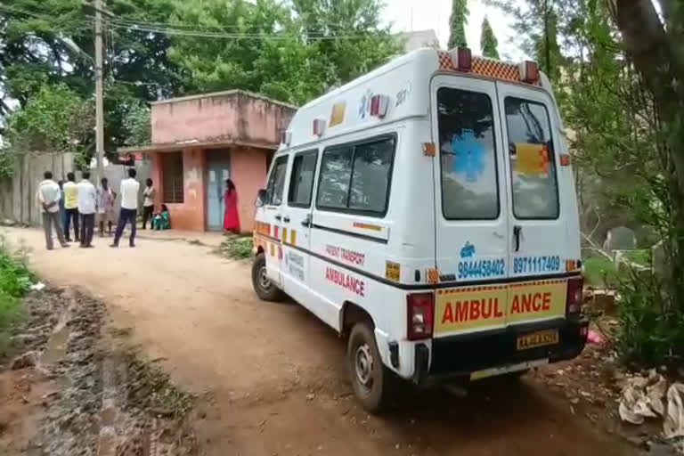 ದೊಡ್ಡಬಳ್ಳಾಪುರದಲ್ಲಿ ಮೊಬೈಲ್​ ವಿಚಾರಕ್ಕೆ ಆತ್ಮಹತ್ಯೆ ಮಾಡಿಕೊಂಡ ಯುವತಿ