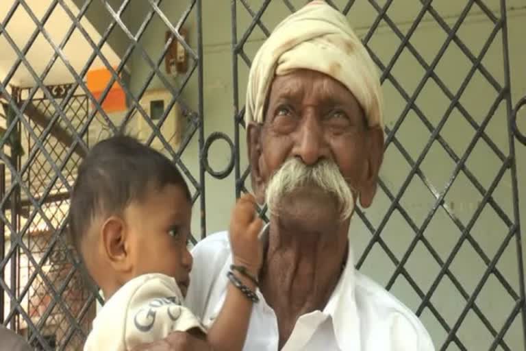 Gemaji became the tallest pensioner of Gujarat