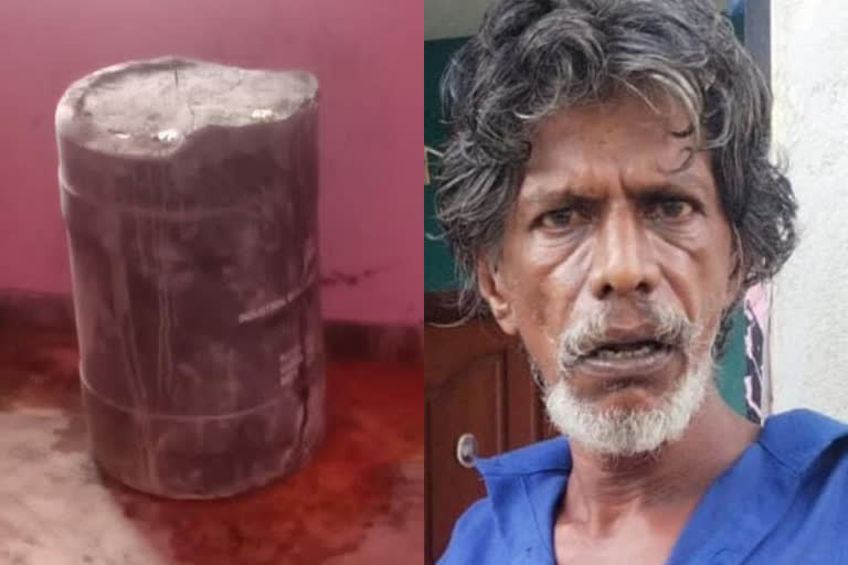 man buries mother dead body in water drum  chennai son buries mother dead body water drum  ചെന്നൈ നിലങ്കരൈ  മൃതദേഹം വീപ്പയിലാക്കി കോണ്‍ഗ്രീറ്റിട്ടു