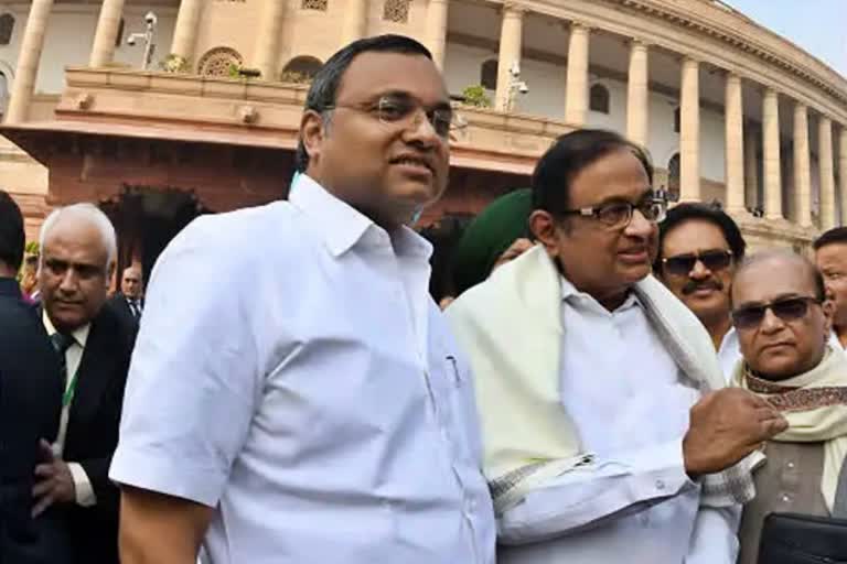 CBI conducts searches at homes and offices of Chidambaram, CBI conducting searches at multiple locations of Karti Chidambaram, p chidambaram son Karti Chidambaram news, ಕಾರ್ತಿ ಚಿದಂಬರಂ ಮನೆ ಮತ್ತು ಕಚೇರಿಗಳ ಮೇಲೆ ಸಿಬಿಐ ದಾಳಿ, ಪಿ ಚಿದಂಬರಂ ಪುತ್ರ ಕಾರ್ತಿ ಚಿದಂಬರಂ ಸುದ್ದಿ,  ಕಾರ್ತಿ ಚಿದಂಬರಂ ಅವರ ಹಲವು ಸ್ಥಳಗಳಲ್ಲಿ ಸಿಬಿಐ ಶೋಧ,