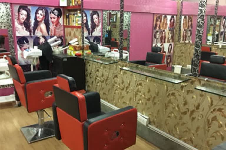 driver stole the beauty parlor shop