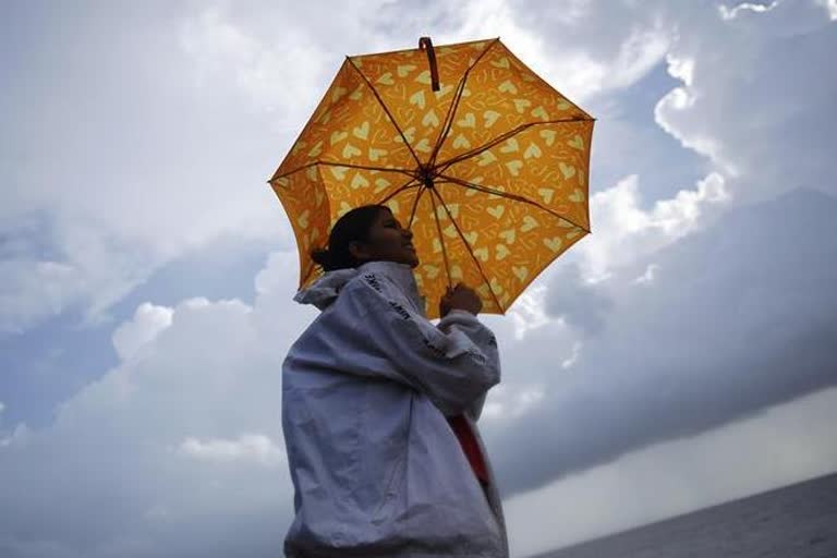IMD issues orange alert for Bengaluru, predicts heavy rains
