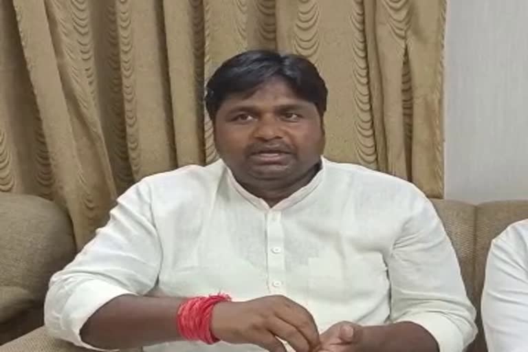 Dungarpr MLA Ganesh Ghoghra resigns, MLA Ganesh Ghoghra sent resign to CM gehlot