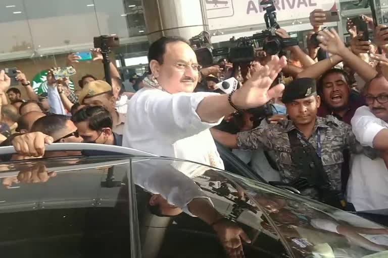 JP nadda reached Jaipur, Nadda welcomed by party workers at jaipur airport