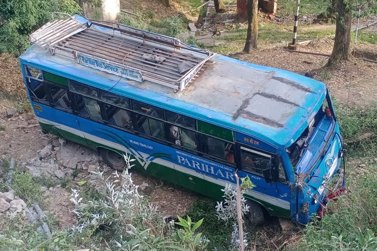 private bus accident in mcleodganj