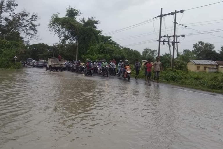 आसाममधील पूरस्थिती