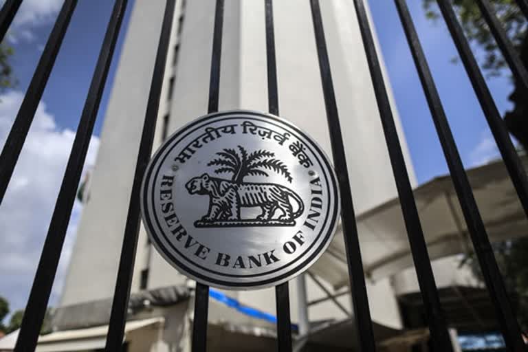 rbi-to-pay-rs-30307-crore-dividend-to-govt-for-fy22