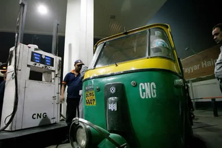 CNG फिर 2 रुपये प्रति किलो महंगी