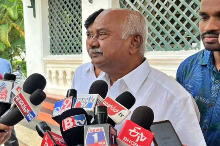 h-vishwanth-statement-about-minister-vijayendra