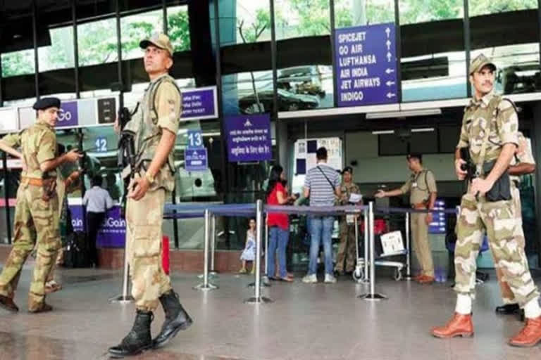 Man arrested at IGI airport for insulting tricolor
