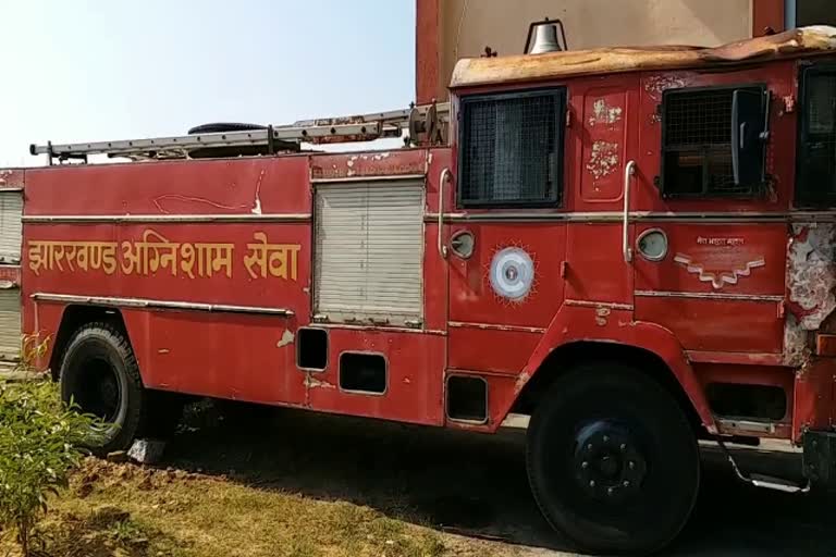 know-whats-preparation-on-fire-incidents-of-lohardaga-fire-department