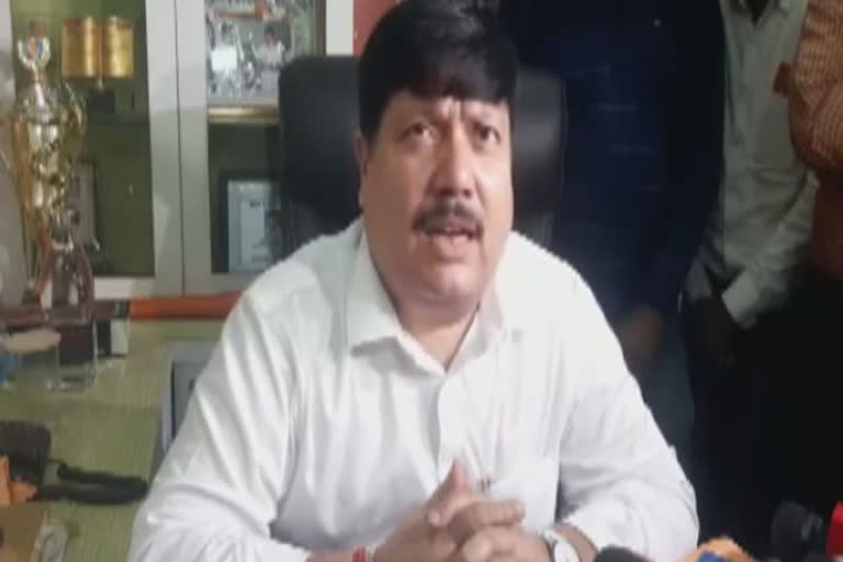 Arjun Singh comes to Kolkata, speculation arises on his joining in TMC