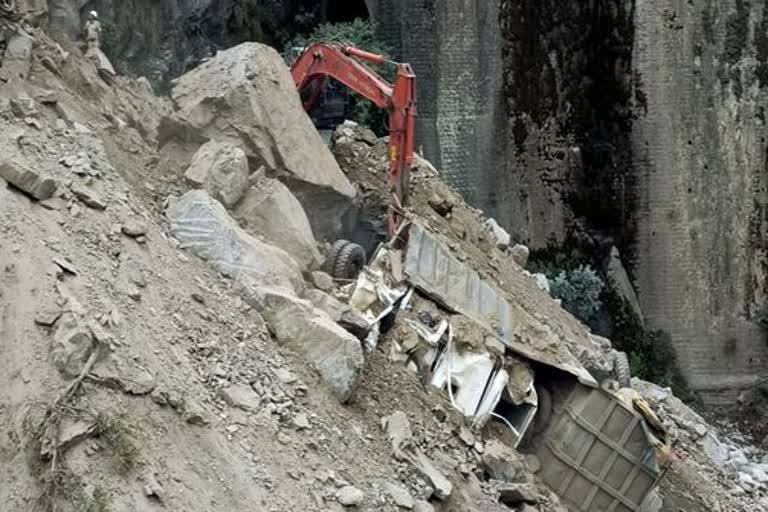 Ramban tunnel collapse: ତଦନ୍ତ ପାଇଁ 3 ଜଣିଆ ଟିମ ଗଠନ କଲା କେନ୍ଦ୍ର