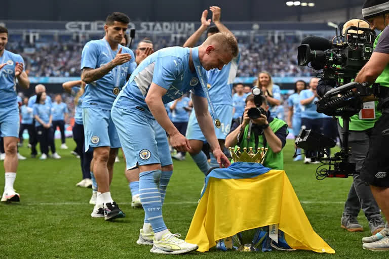 Oleksandr Zinchenko  Zinchenko Dedicates Manchester City s Premier League Title Triumph To Ukraine  Manchester City wins Premier League Title  russia ukraine war  Oleksandr Zinchenko against russia ukraine war  മാഞ്ചസ്റ്റര്‍ സിറ്റിയുടെ പ്രീമിയര്‍ ലീഗ് കിരീടം യുക്രൈന് സമര്‍പ്പിച്ച് ഒലെക്‌സാണ്ടർ സിൻചെങ്കോ  ഒലെക്‌സാണ്ടർ സിൻചെങ്കോ  മാഞ്ചസ്റ്റര്‍ സിറ്റിക്ക് പ്രീമിയര്‍ ലീഗ് കിരീടം