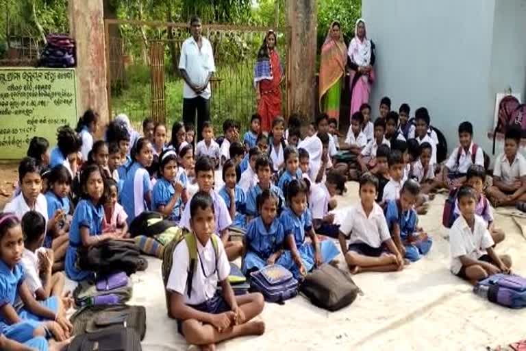 student protest at bolagarh in khordha