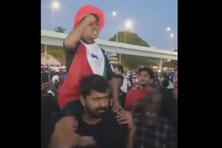 Police launch probe into minor boy raising 'hate' slogans at PFI rally in Kerala