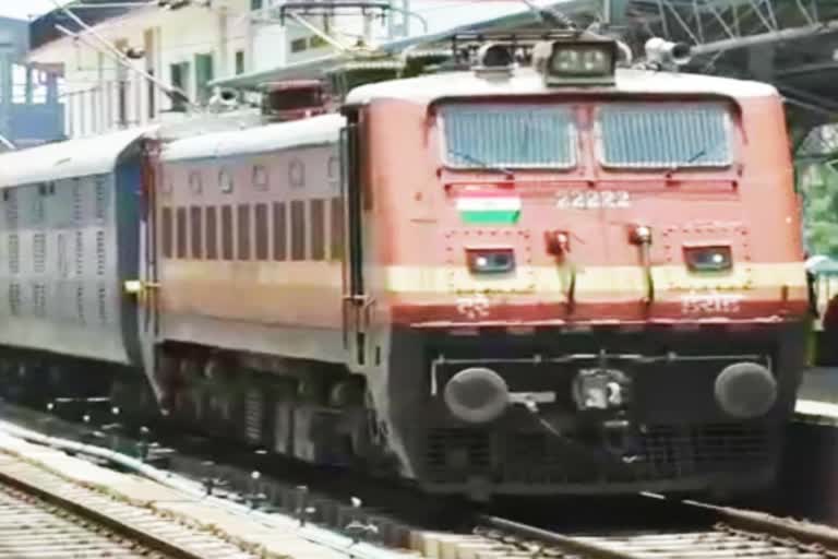 11 ஆண்டுகளுக்குப் பிறகு மதுரை - தேனி ரயில் போக்குவரத்து - பிரதமர் மோடி தொடங்கி வைக்கிறார்