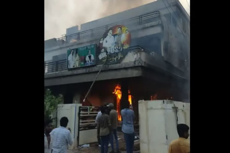 Amalapuram back to normal after arson incident