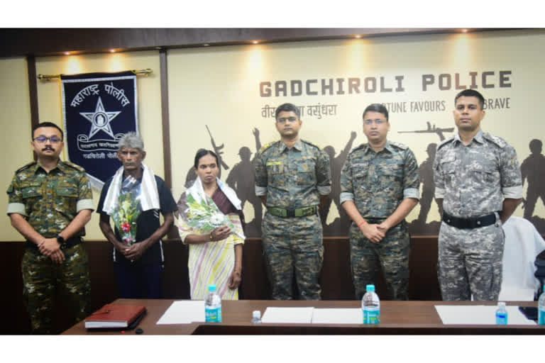 Two hardcore Maoists carrying reward of Rs 12 lakh surrender before police