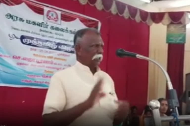 இலக்கிய துறையில் சாதிக்க பெண்கள் முன்வர வேண்டும்