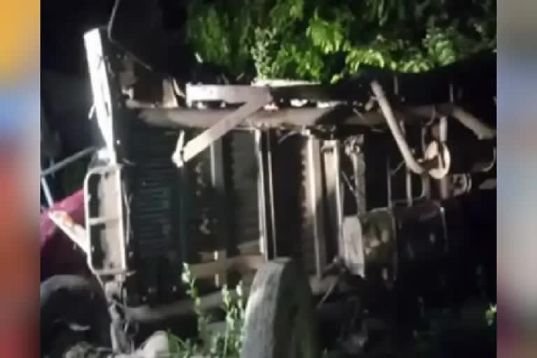 dharwad-cruiser-accident-11-people-died