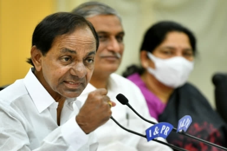 Telangana CM flies to Bangalore before PM's arrival in Hyderabad