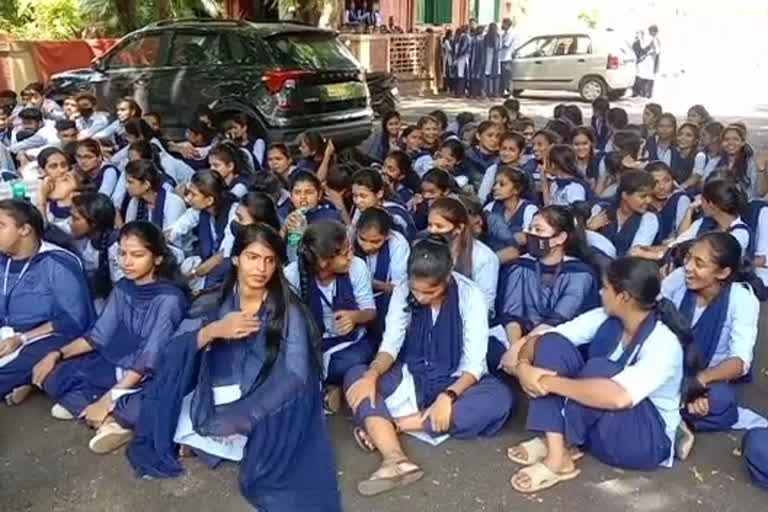 Mangalore college students protest against hijabs in classroom demand action by administration