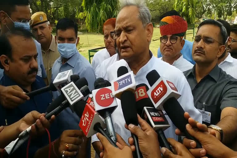 CM Gehlot On Damaging Nehru Image