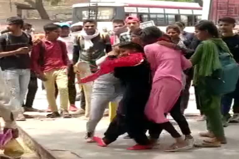 fight between fight between two girls in rewaritwo girls in rewari