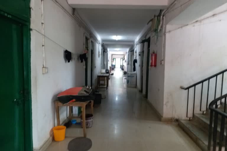medical-hostel-of-rims-in-dilapidated-condition-in-ranchi