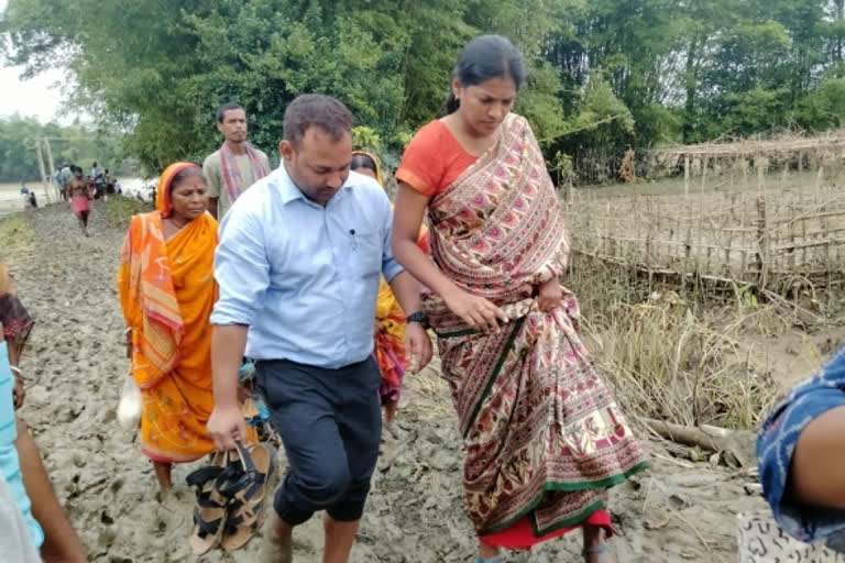 Some pictures of IAS officer, Keerthi Jalli, who is the Deputy Commissioner (DC) of Assam's Cachar, visiting the flood-hit areas of the district have gone viral on social media