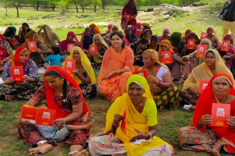 Inspirational story of Rajsamad lady Bhawna Paliwal who aware people for menstrual hygiene