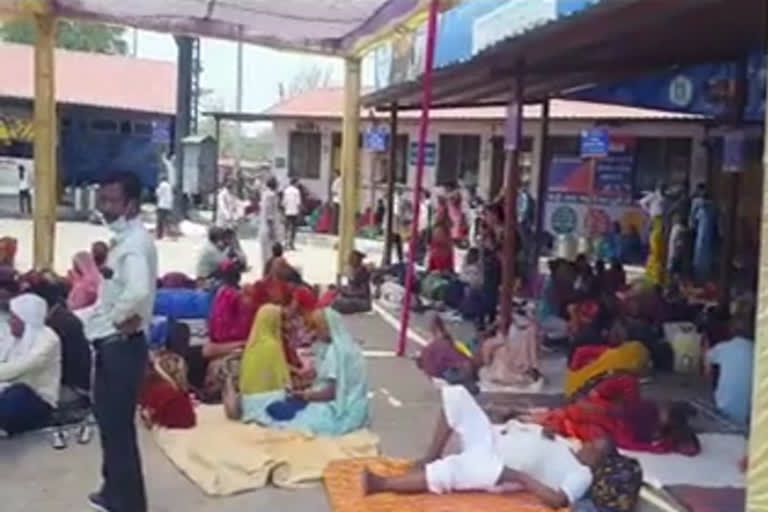 Free food to Chardham pilgrims in Rishikesh