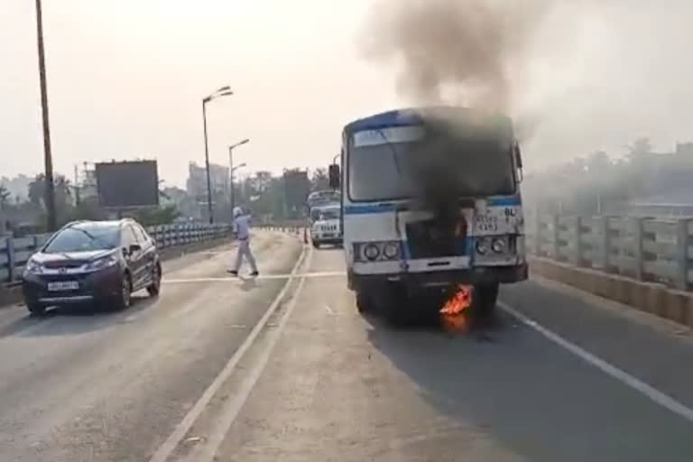 Bus catches Fire News