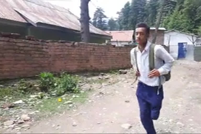 student goes to school by one leg