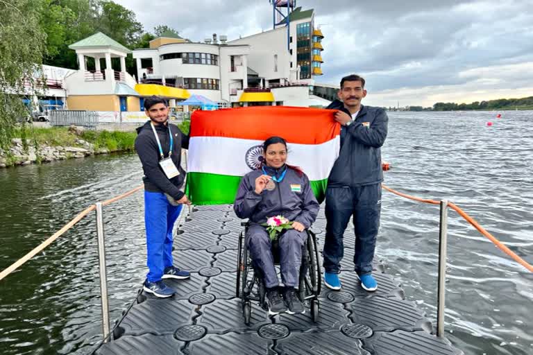 sports news  India  Prachi Yadav  creates history  bronze  medal  Paracano World Cup  sports news in hindi  पैराकेनो विश्व कप  प्राची यादव  पैरालिंपियन  कैनोइस्ट  कांस्य पदक