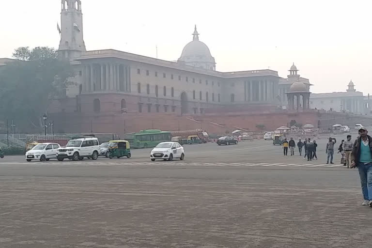 eagle-with-satellite-device-found-over-rashtrapati-bhawan