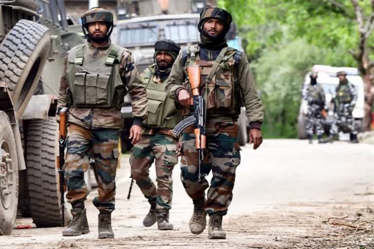 Two terrorists were neutralized in jammu and kashmir, Two terrorists killed in Awantipora encounter, encounter in jammu and kashmir, ಜಮ್ಮು ಕಾಶ್ಮೀರದಲ್ಲಿ ಉಗ್ರರ ಸಾವು, ಆವಂತಿಪೊರಾ ಎನ್‌ಕೌಂಟರ್​ನಲ್ಲಿ ಉಗ್ರರ ಸಾವು, ಜಮ್ಮು ಕಾಶ್ಮೀರ ಪೊಲೀಸ್​ರಿಂದ ಎನ್​ಕೌಂಟರ್​